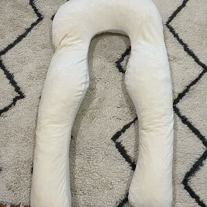 Yana 360* Organic Body Pillow
